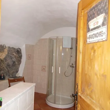 Frühstückspension La Tana Delle Volpi 3*
